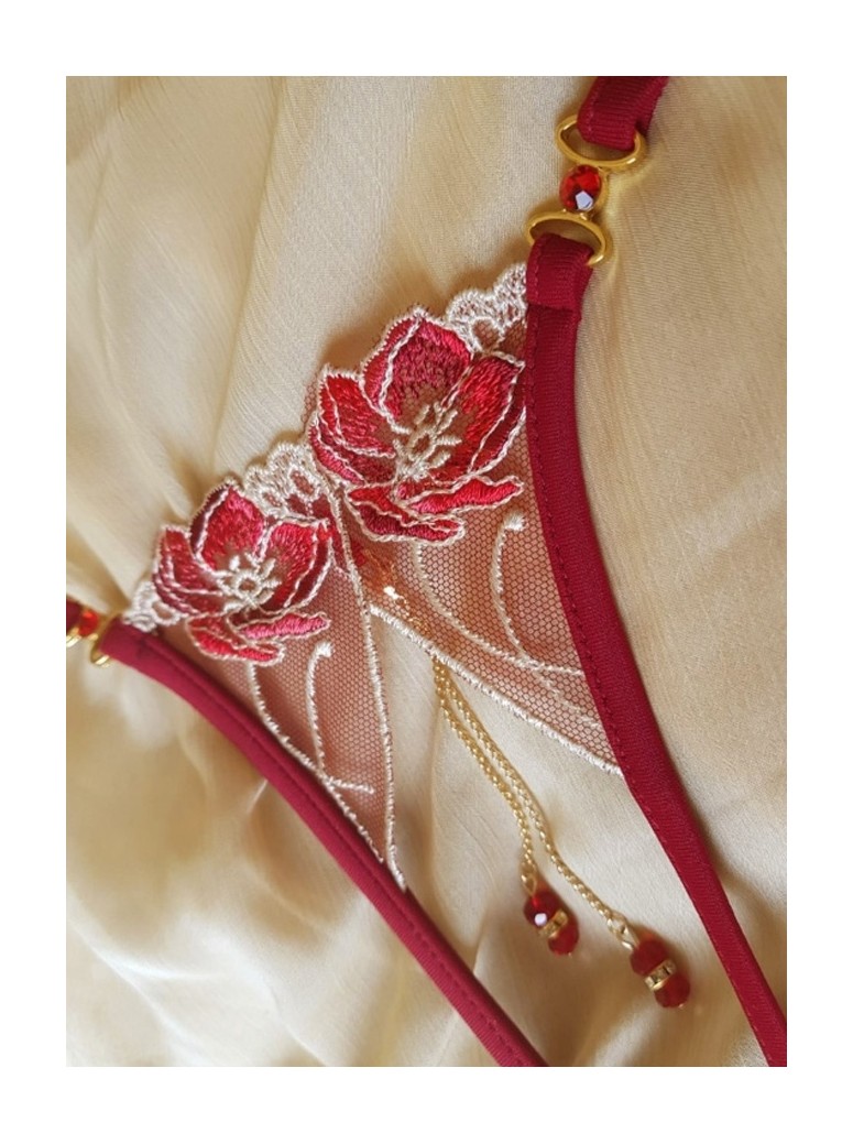 sexy perizoma gioiello rosso aperto all'inguine dal motivo floreale modello Romy