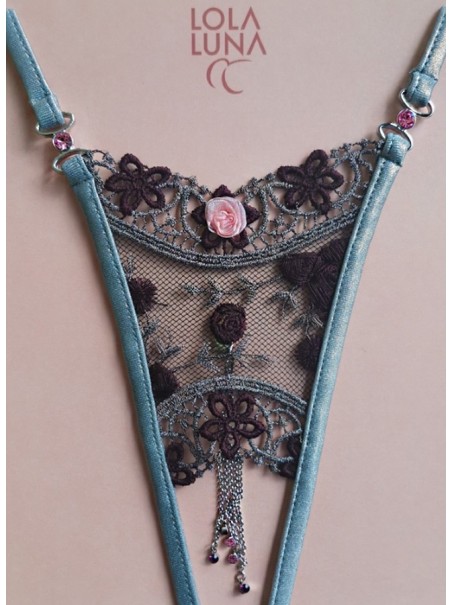 sexy perizoma gioiello aperto all'inguine con ricami e dettagli floreali modello Arielle