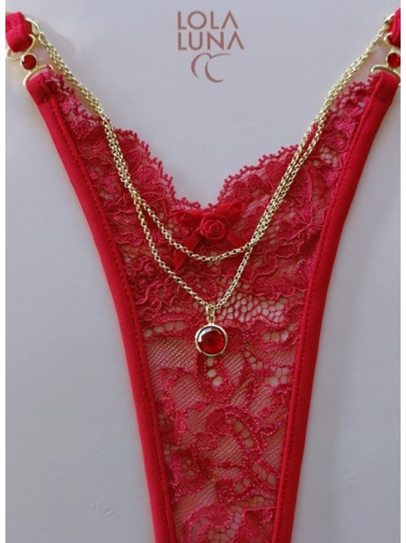 sensuale perizoma in pizzo rosso con catenina dorata e gioiello modello Carmen