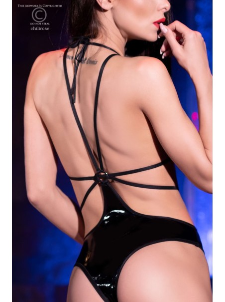 seducente body in tessuto lucido con schiena e fianchi scoperti