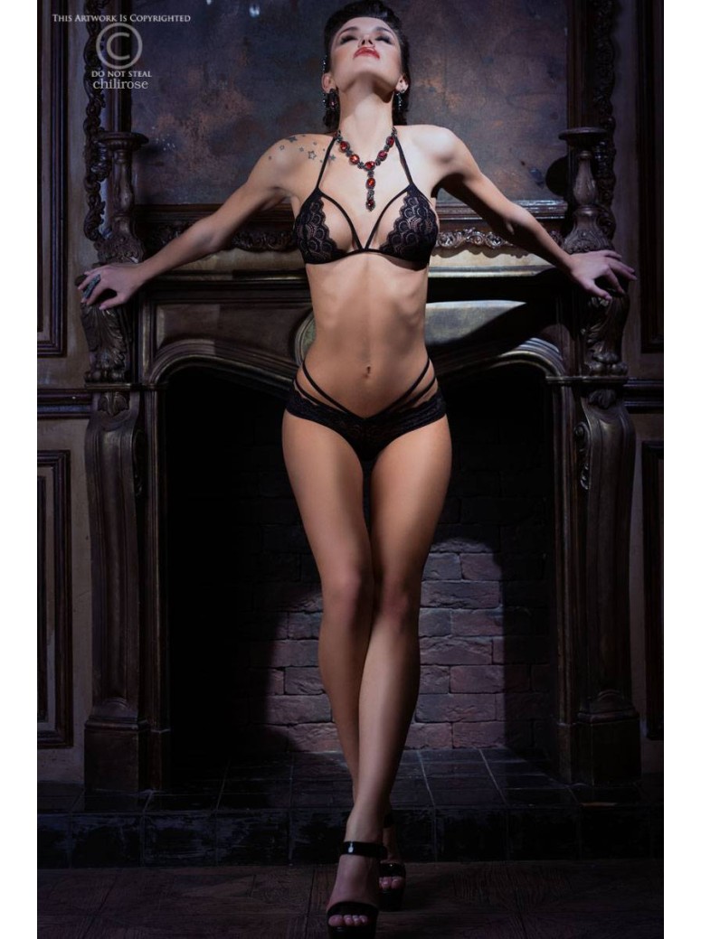 sexy completino intimo reggiseno e mutandine in pizzo nero